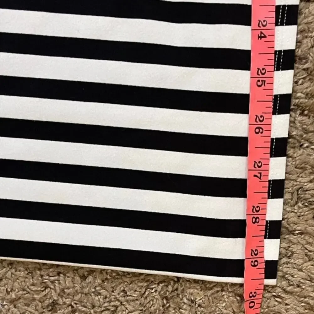 Lululemon Vinyasa Scarf Gold Zipper Apex Stripe Black White Special Edition